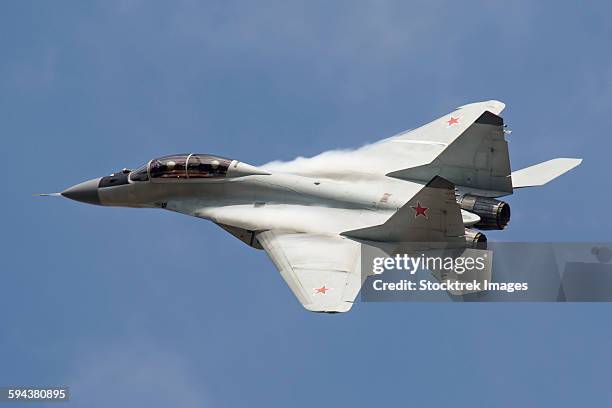 a russian air force mig-35 fighter plane. - mig fighter stock pictures, royalty-free photos & images