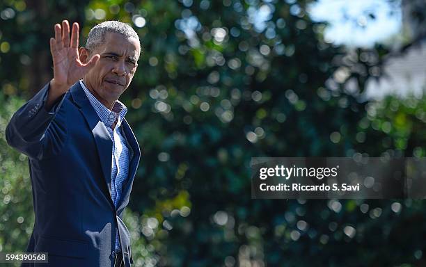 President Obama departs the White House en route to Baton Rouge, Louisiana on August 23, 2016 in Washington, DC.