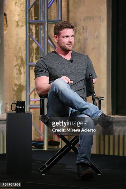 Former U.S. Army soldier Noah Galloway discusses his book "Living With No Excuses" during AOL Build at AOL HQ on August 23, 2016 in New York City.