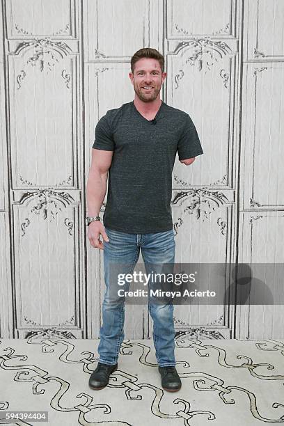 Former U.S. Army soldier Noah Galloway discusses his book "Living With No Excuses" during AOL Build at AOL HQ on August 23, 2016 in New York City.