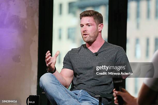 Former U.S. Army soldier Noah Galloway discusses his book "Living With No Excuses" during AOL Build at AOL HQ on August 23, 2016 in New York City.