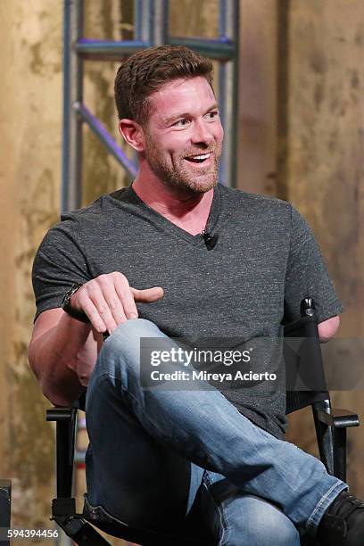 Former U.S. Army soldier Noah Galloway discusses his book "Living With No Excuses" during AOL Build at AOL HQ on August 23, 2016 in New York City.