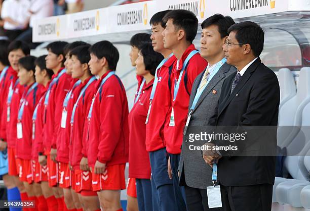 Trainer Nordkorea Kwang Min Kim Frauenfussball Länderspiel Deutschland - Nordkorea Korea DVR 2:0 am 21. 5. 2011