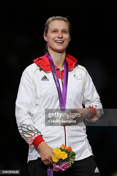 Britta Heidemann mit Silbermedaille Olympische Sommerspiele 2012 London : Degen Fechten Damen Einzel Olympic Games 2012 London : Women 's Epee...