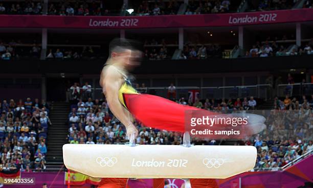 Marcel Nguyen am Pauschpferd Olympische Sommerspiele 2012 London : Turnen Männer Qualifikation Olympic Games 2012 London : Gymnastics Men...