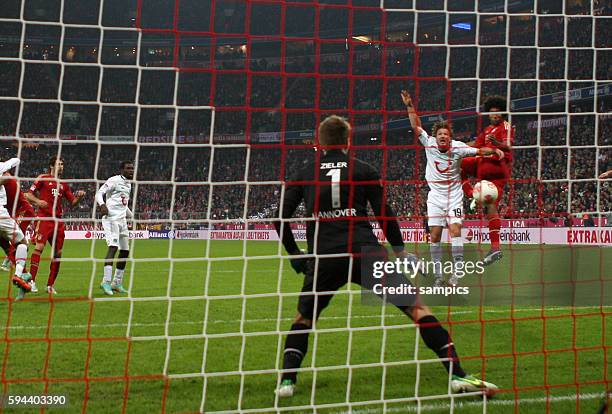 Tor von Dante FC Bayern München zum 4:0 1 Bundesliga Fussball FC Bayern München -Hannover 96 5:0 Saison 2012 / 2013