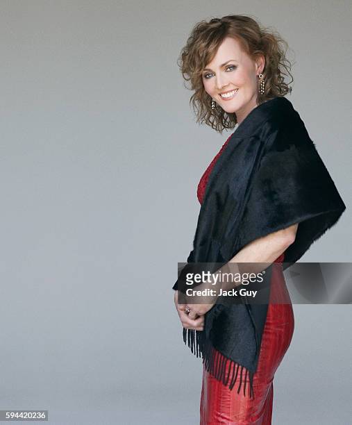 Actress Laura Innes is photographed in 2004.