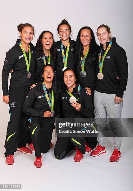 Backrow: Ruby Tui, Terina Te Tamaki, Theresa Fitzpatrick, Portia Woodman and Kelly Brazier, Front Row; Tyla Nathan-Wong; Sarah Goss of the New...