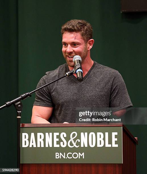 Noah Galloway signs copies of "Living With No Excuses: The Remarkable Rebirth Of An American Soldier" at Barnes & Noble Tribeca on August 23, 2016 in...