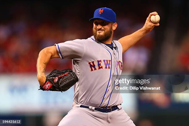 Starter Jonathon Niese of the New York Mets pitches against the St. Louis Cardinals in the first inning at Busch Stadium on August 24, 2016 in St....