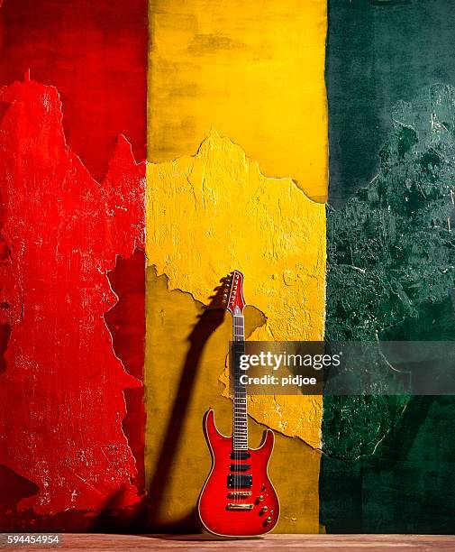rasta reggae music, jamaica - jamaicaanse-cultuur stockfoto's en -beelden
