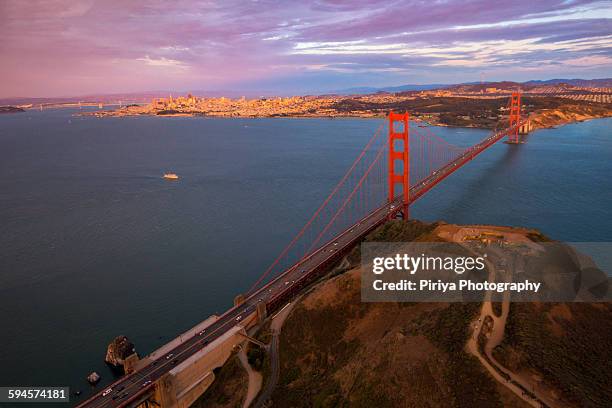 golden gate bridge - marin headlands fotografías e imágenes de stock