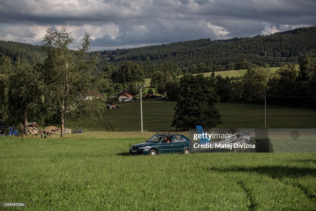 Man Builds His Own Plane