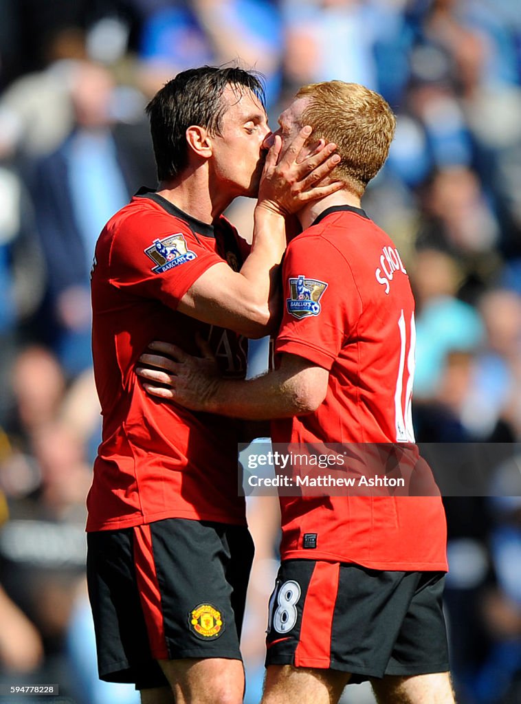 Soccer - Barclays Premier League - Manchester City vs. Manchester United