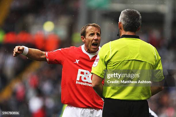 Lee Bowyer of Birmingham City shouts at referee Chris Foy after getting booked in the second half
