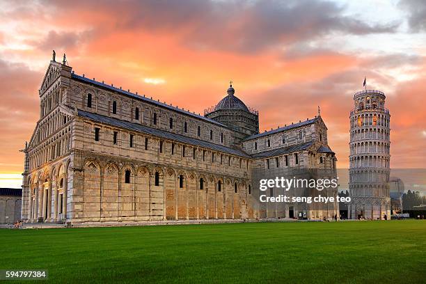 leaning tower of pisa - pisa tower stock pictures, royalty-free photos & images