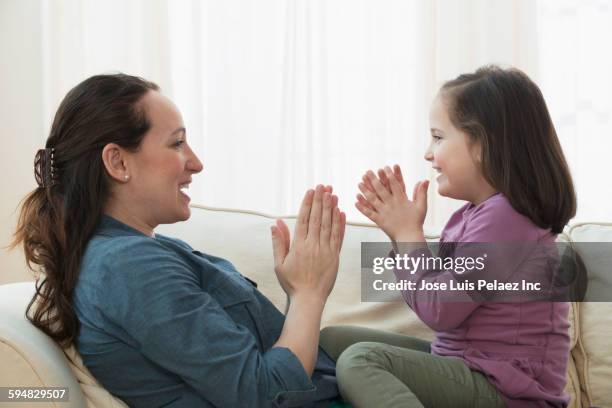 Clapping Mother Mom Clapping Photos and Premium High Res Pictures - Getty Images