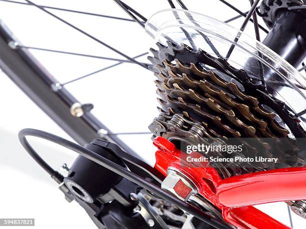 bicycle rear gears - kettenwechsler stock-fotos und bilder
