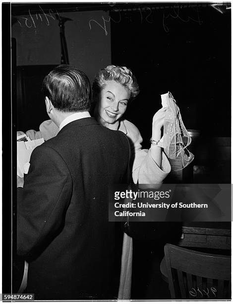 Lili Saint Cyr found not guilty, 11 December 1951. Lili Saint Cyr;Jerry Giesler .