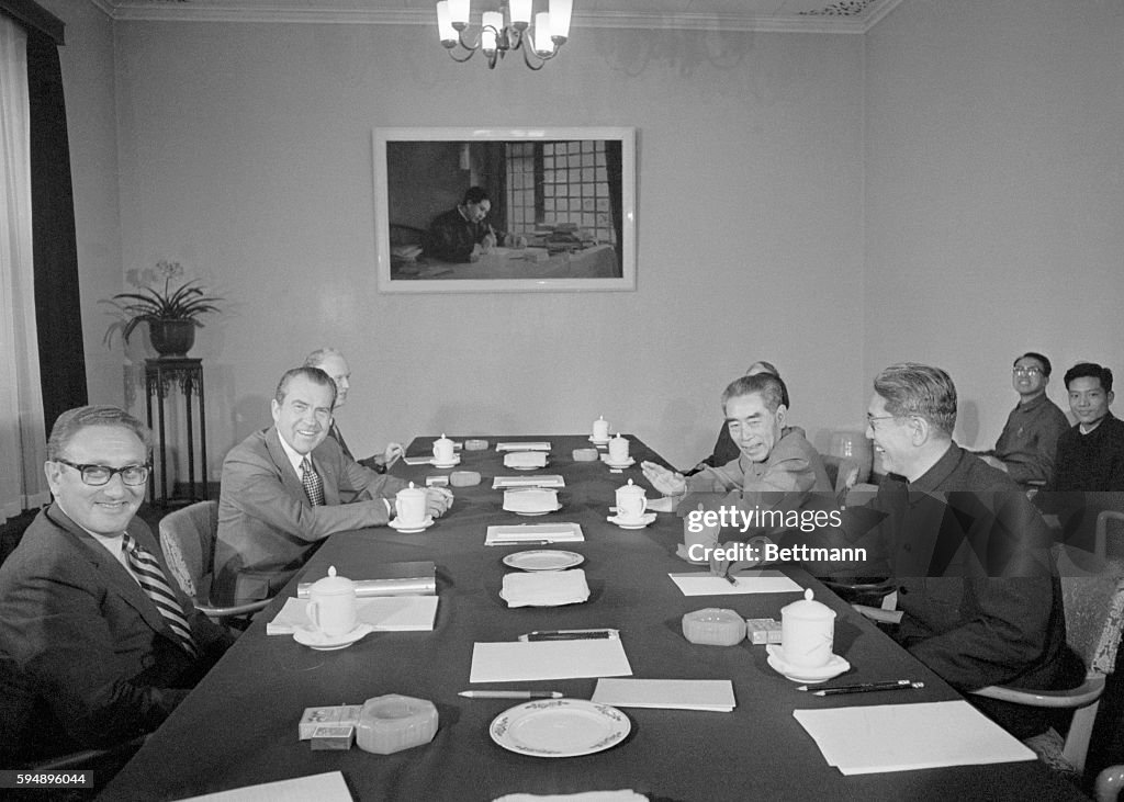 Nixon, Mao Tse-Tung, Others At Table