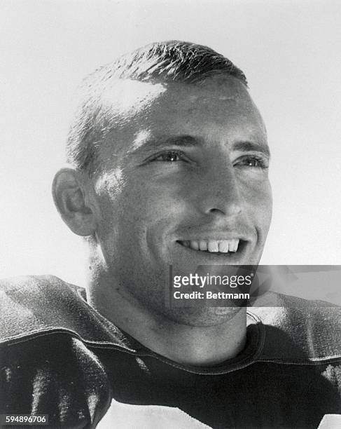 Portrait of San Francisco 49ers linebacker, Dave Wilcox.