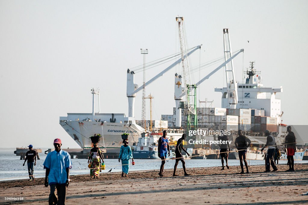 Puerto de Banjul, Gambia.