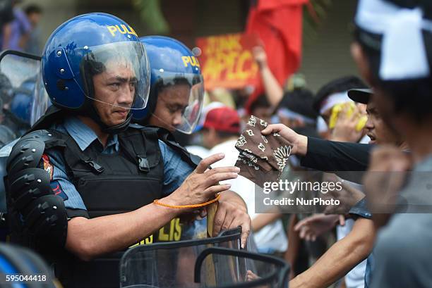 Phillipines Riot 135 The League Of Filipino Students Stock Photos, High-Res Pictures ...