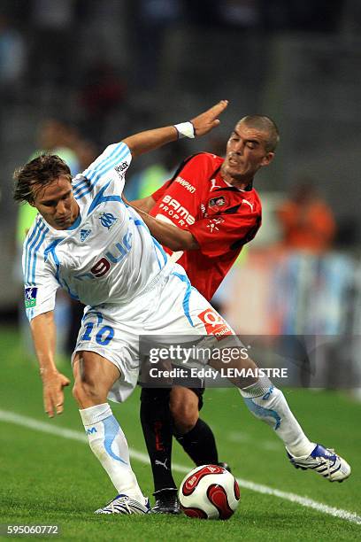 Boudewijn Zenden and Jerome Leroy during the French Ligue 1 soccer math between Olympique de Marseille and Stade Rennais.