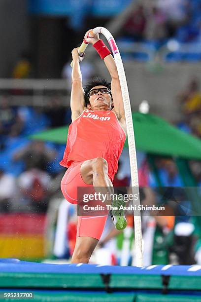 Daichi Sawano of Japan competes in the Men's Pole Vault final on Day 10 of the Rio 2016 Olympic Games at the Olympic Stadium on August 15, 2016 in...