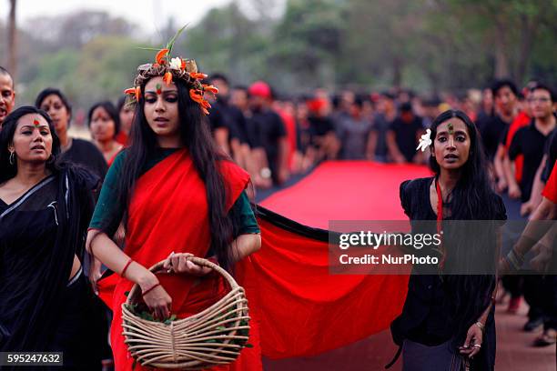 On March 25, Prachyanat School of Acting and Design will take out a procession Lal Jatra, to observe the dark night of March 25, 1971. The walk will...