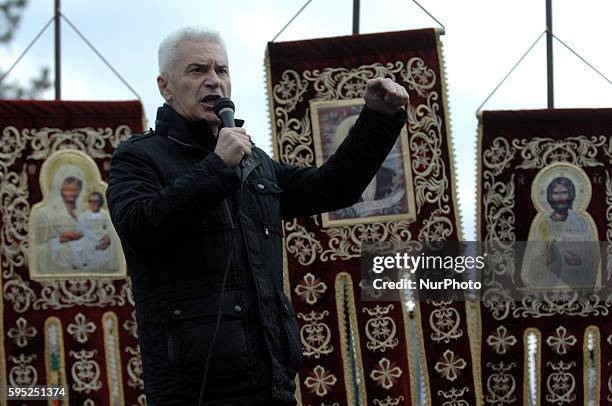 Volen Siderov, leader of Ataka, the national socialist party in Bulgaria, holds speech in front of party supporters before his detention in...