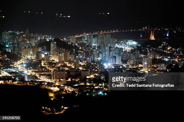 vitória city at night - vitória stock pictures, royalty-free photos & images