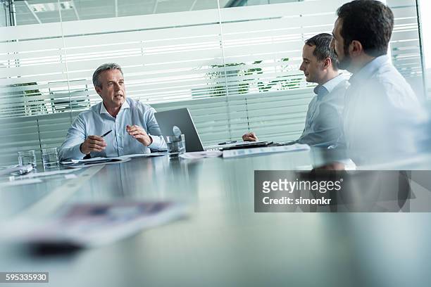 business meeting - differential focus stock pictures, royalty-free photos & images