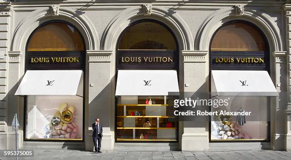30,878 Louis Vuitton Men Stock Photos, High-Res Pictures, and Images -  Getty Images