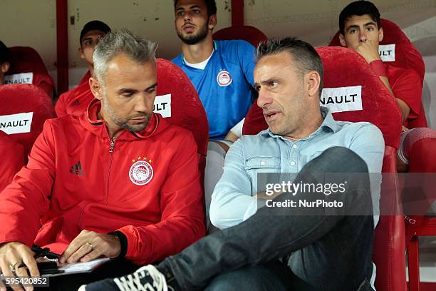 Olympiaco's Portuguese head coach Paulo Bento during UEFA Europa League match between FC Olympiacos and FC Arouca at Georgios Karaiskakis Stadium in...