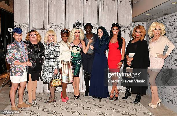 Phi Phi O'Hara, Ginger Minj, Katya Zamolodchikova, Coco Montrese, Alyssa Edwards, host Bob the Drag Queen, Detox, Tatianna, Roxxxy Andrews and Alaska...