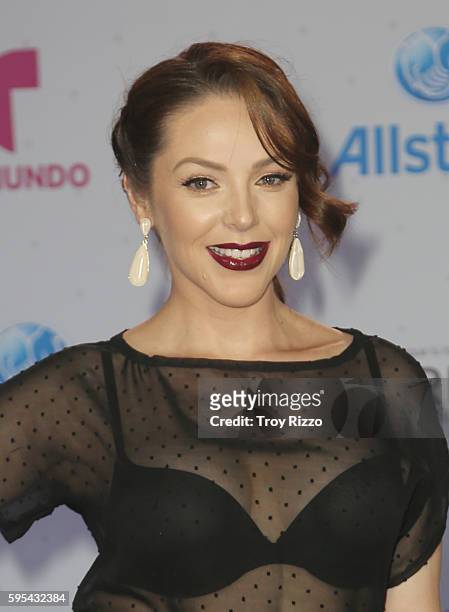 Erika de la Rosa arrives at Telemundo's Premios Tu Mundo 'Your World' Awards at American Airlines Arena on August 25, 2016 in Miami, Florida.