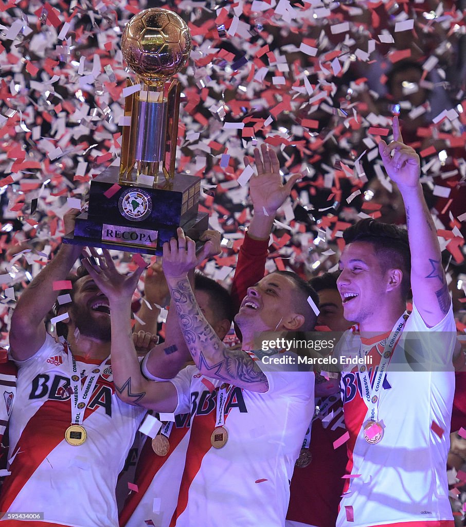 River Plate v Independiente Santa Fe - Recopa Sudamericana 2016