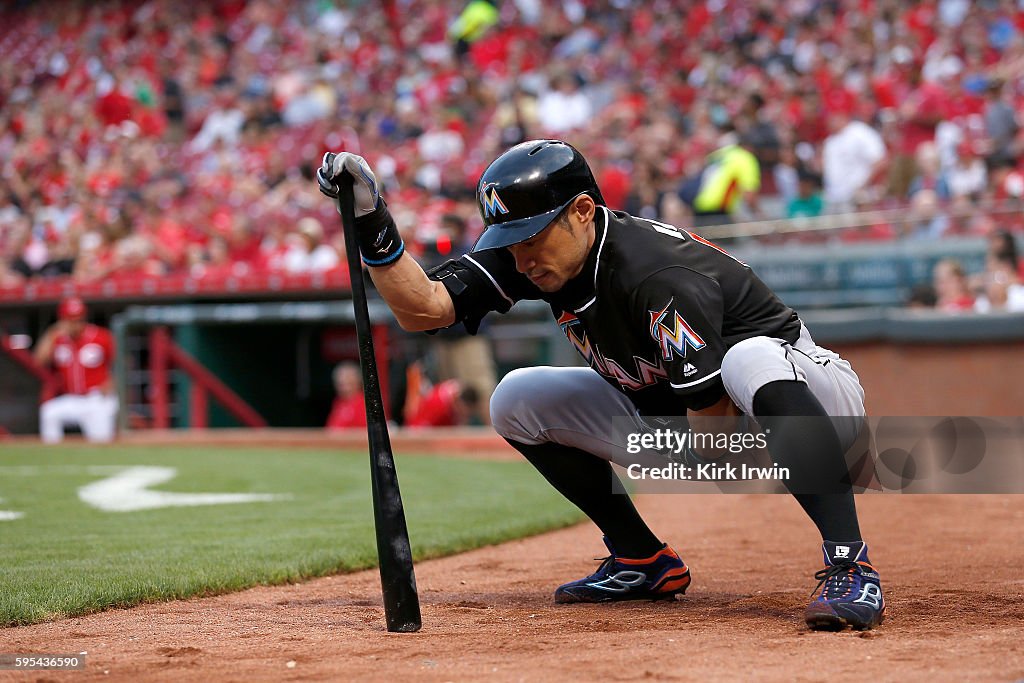 Miami Marlins v Cincinnati Reds