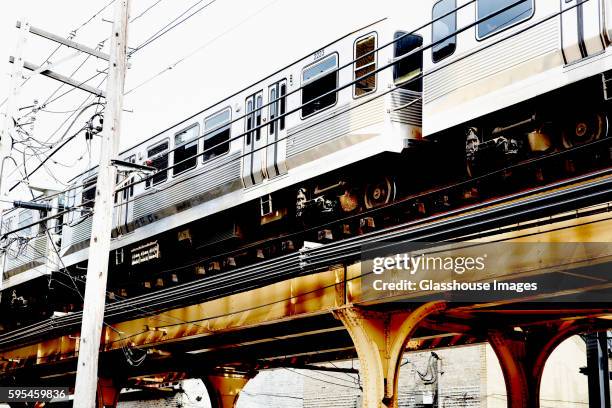 elevated train, chicago, illinois, usa - chicago elevated train stock pictures, royalty-free photos & images