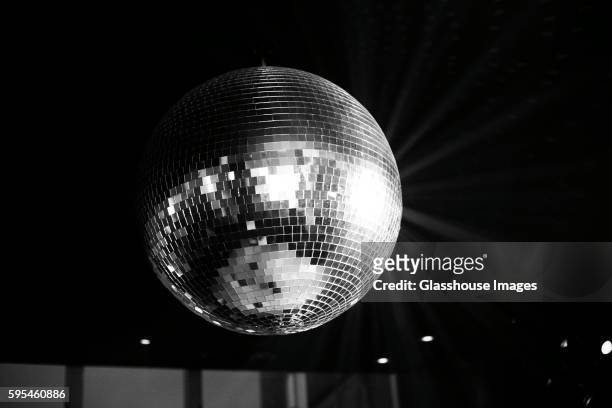 mirror ball in nightclub, new york city, usa - disco ball stock-fotos und bilder