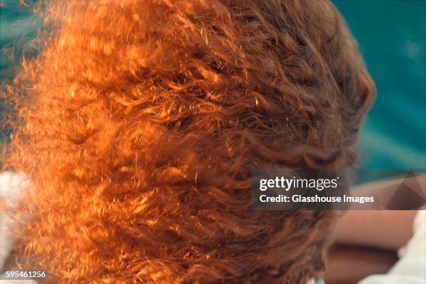 red hair - frizzy fotografías e imágenes de stock