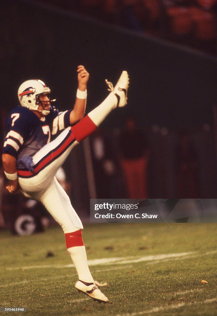 Buffalo Bills v Baltimore Colts