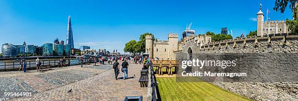 the tower of london, on the left the shard - tower of london stock pictures, royalty-free photos & images