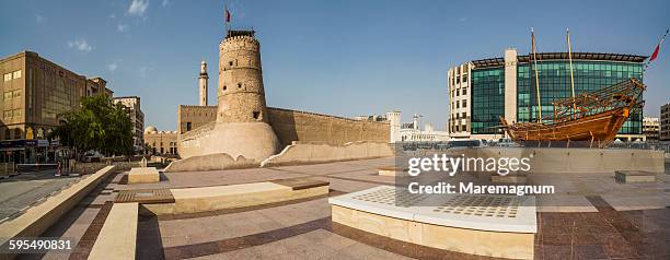 bur dubai, view of al fahidi fort, dubai museum - al fahidi fort stock-fotos und bilder