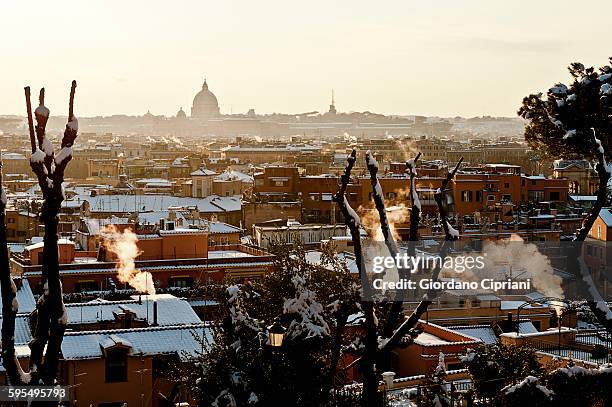 rome under snow - views of rome the eternal city stock pictures, royalty-free photos & images