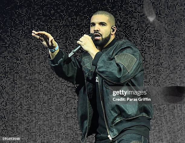 Rapper Drake performs in concert during the Summer Sixteen Tour at Philips Arena on August 25, 2016 in Atlanta, Georgia.