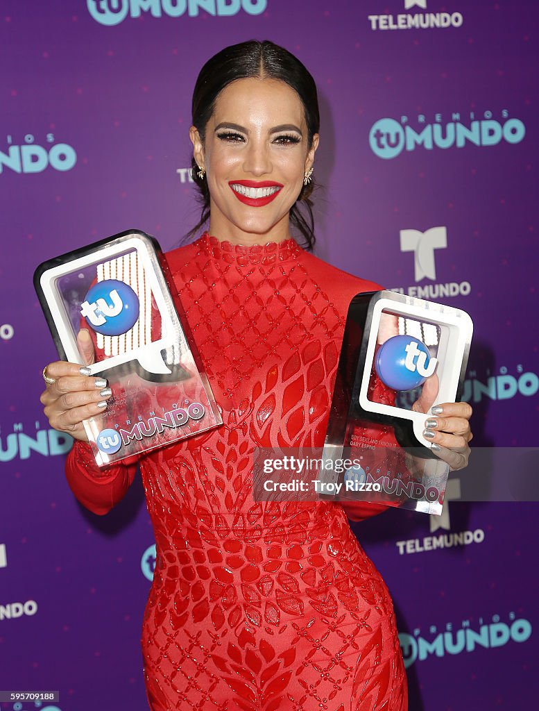 Telemundo's Premios Tu Mundo "Your World" Awards - Backstage