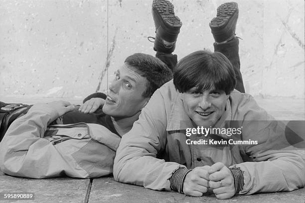 Bez Singer 318 Shaun Ryder Bez Photos & High Res Pictures - Getty Images