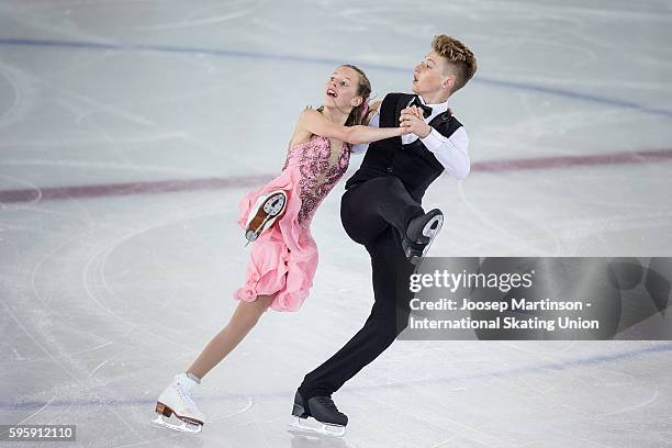 Sasha Fear and Jack Osman of Great Britain compete during the ice dance short dance on day two of the ISU Junior Grand Prix of Figure Skating on...